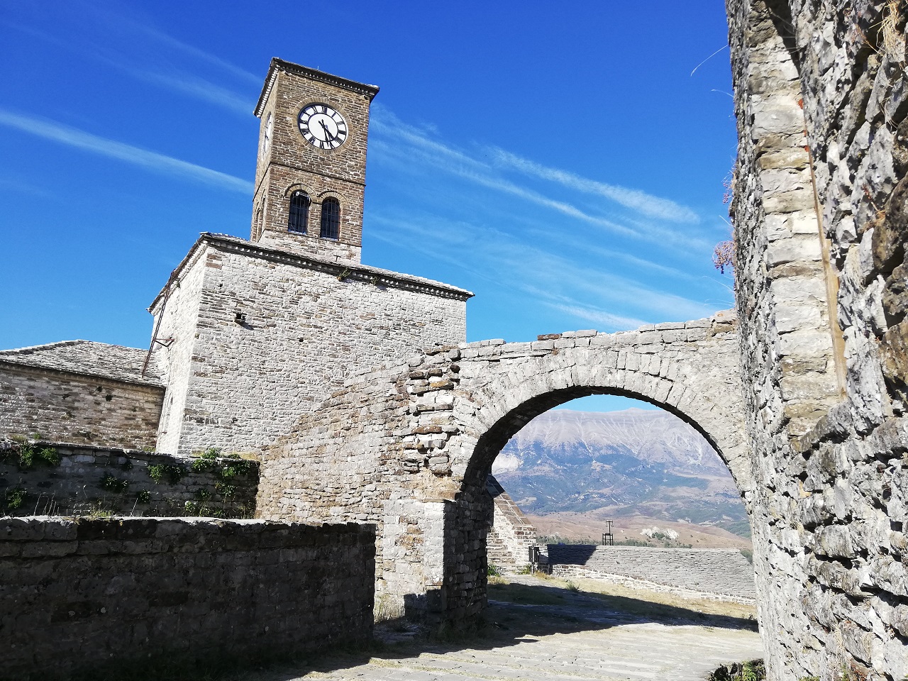 Uhrenturm Gjirokastra