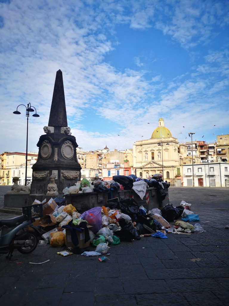 Müll in Neapel Mafia Italien 