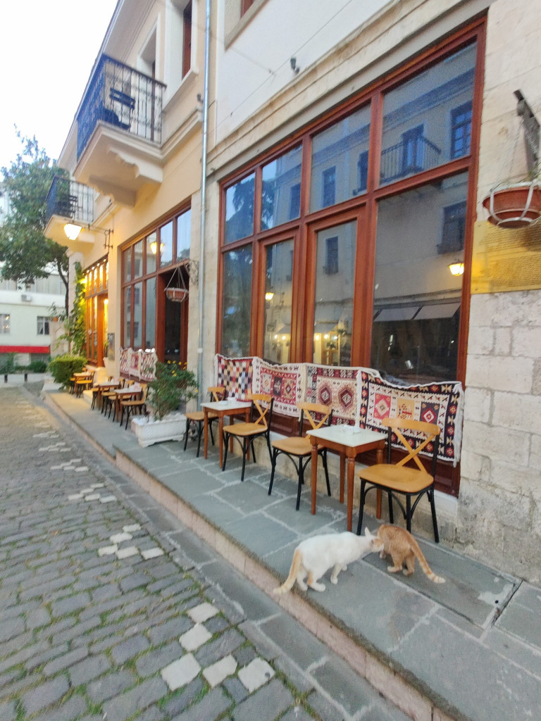 Cafe Bar Kuchen Gjirokaster Albanien