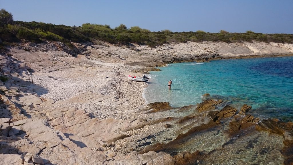 Korcula Kroatien unbewohnte Insel Boot
