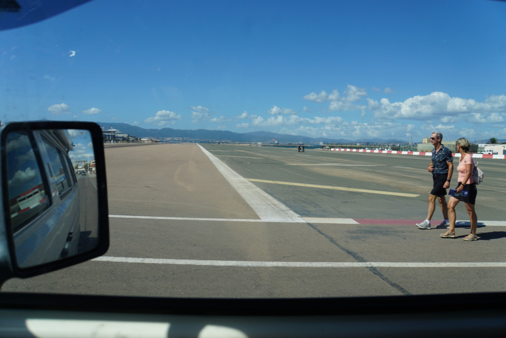 Flughafen gefährlich landebahn gibraltar straße