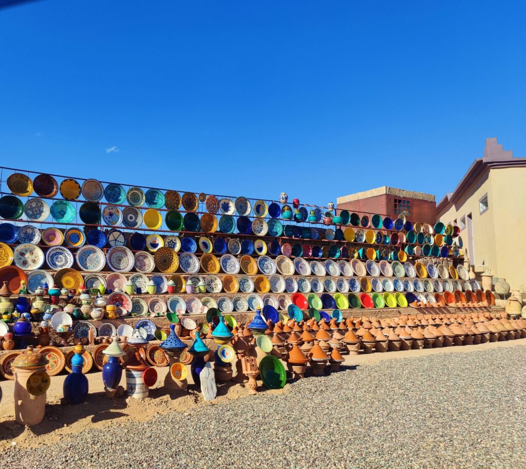 Tajine keramik stand feilschen marokko guide geheimtipp